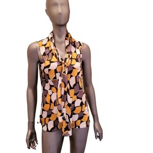 23. Nine West Sleeveless Blouse Size Medium